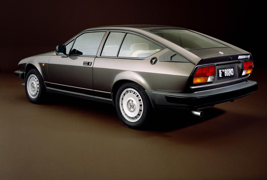 Alfa Romeo GTV 6 2.5 (116) 1980 года  (WW) (фото 7 из 18)